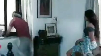 चाल के साथ प्रेमिका, भाग 1 (तिया लिंग), कमबख्त सेक्सी फुल एचडी फिल्म