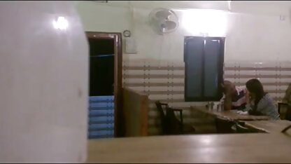 एरियल एंडरसन भाग 4 हिंदी सेक्सी फिल्म फुल एचडी के लिए एक तंग बॉक्स में हॉगटी