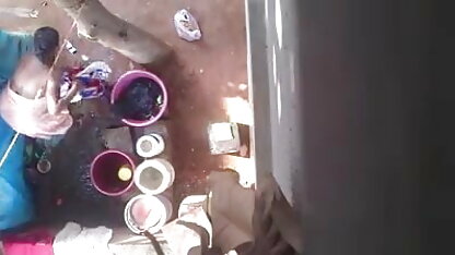 क्रूर चोदना बाहर बीएफ सेक्सी मूवी फुल एचडी में Elise कब्र